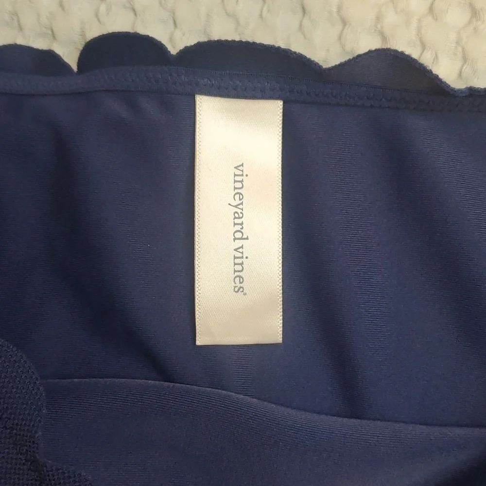 Vineyard Vines great bottoms